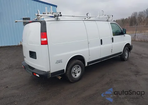 2019 Chevrolet Express 2500 Work Van из США, поврежденный, VIN 1GCWGAFG1K1146372